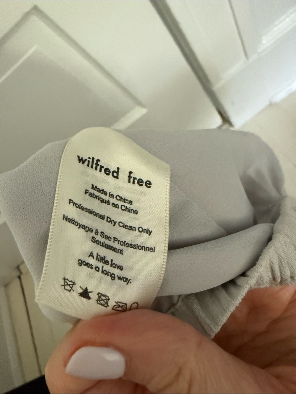Aritzia Wilfred Top Size M - Picture 5 of 5